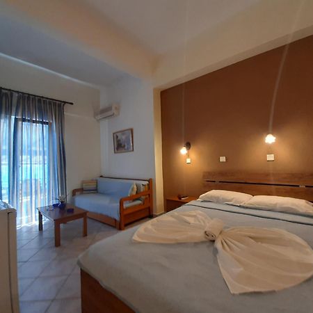 Paraga Rooms Пефкарі Номер фото