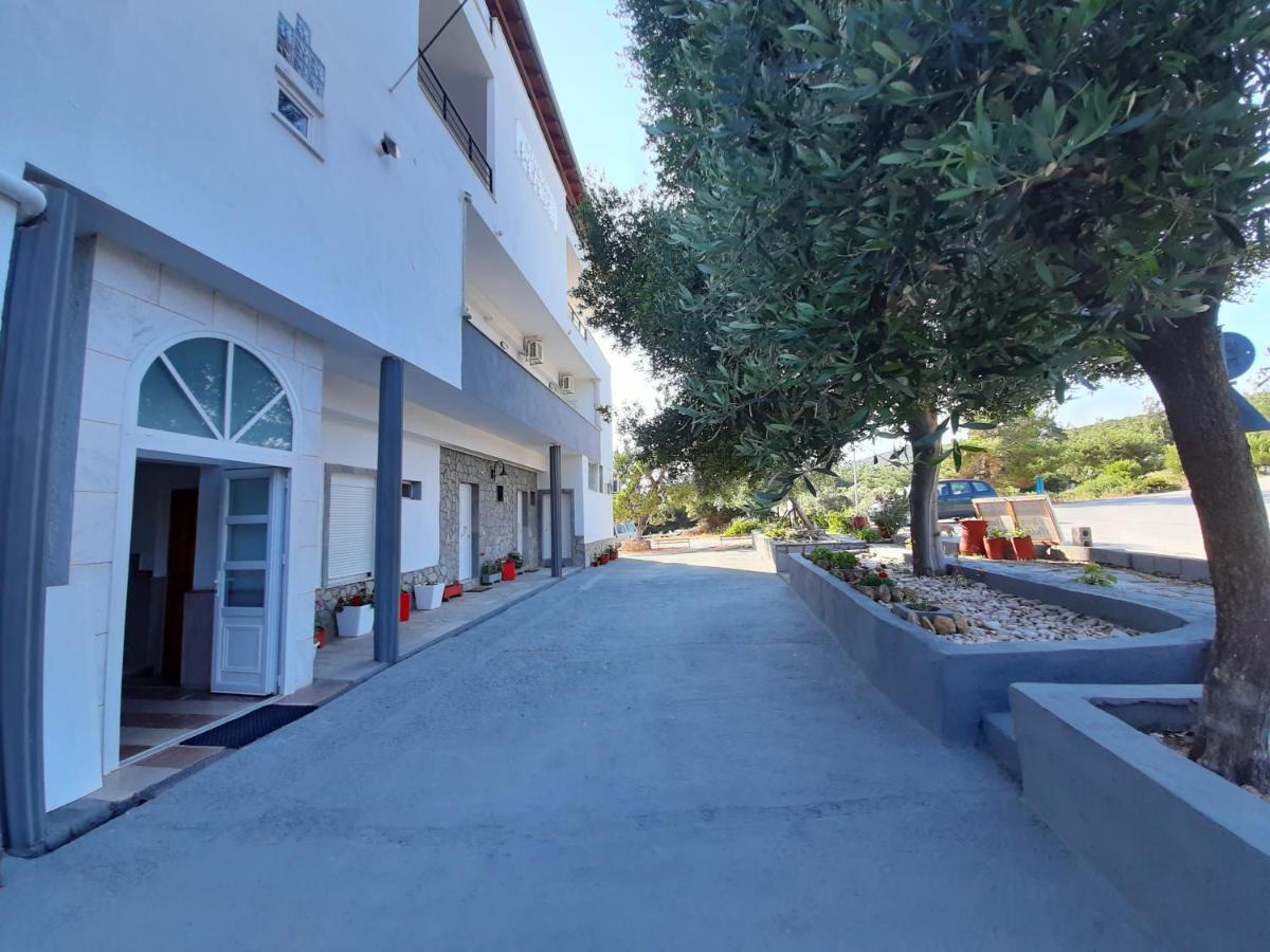 Paraga Rooms Пефкарі Екстер'єр фото