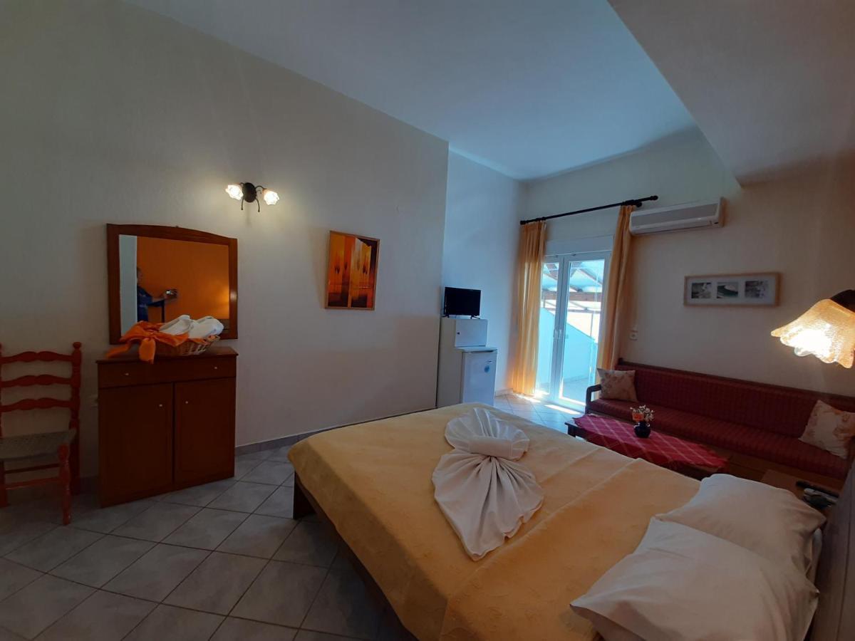 Paraga Rooms Пефкарі Екстер'єр фото