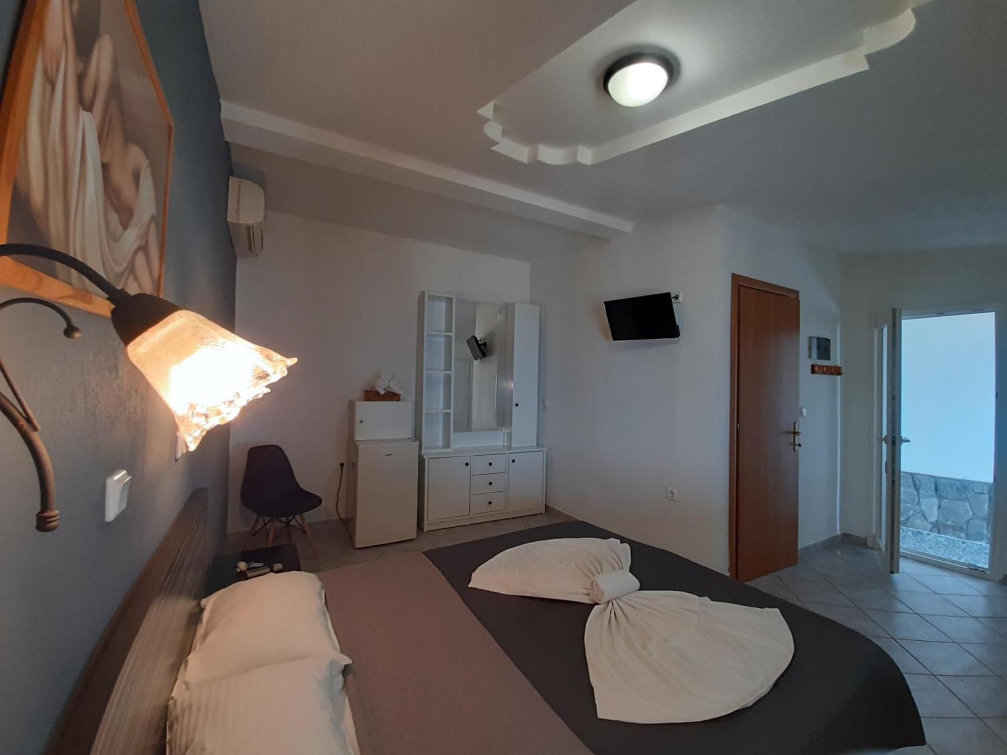 Paraga Rooms Пефкарі Номер фото