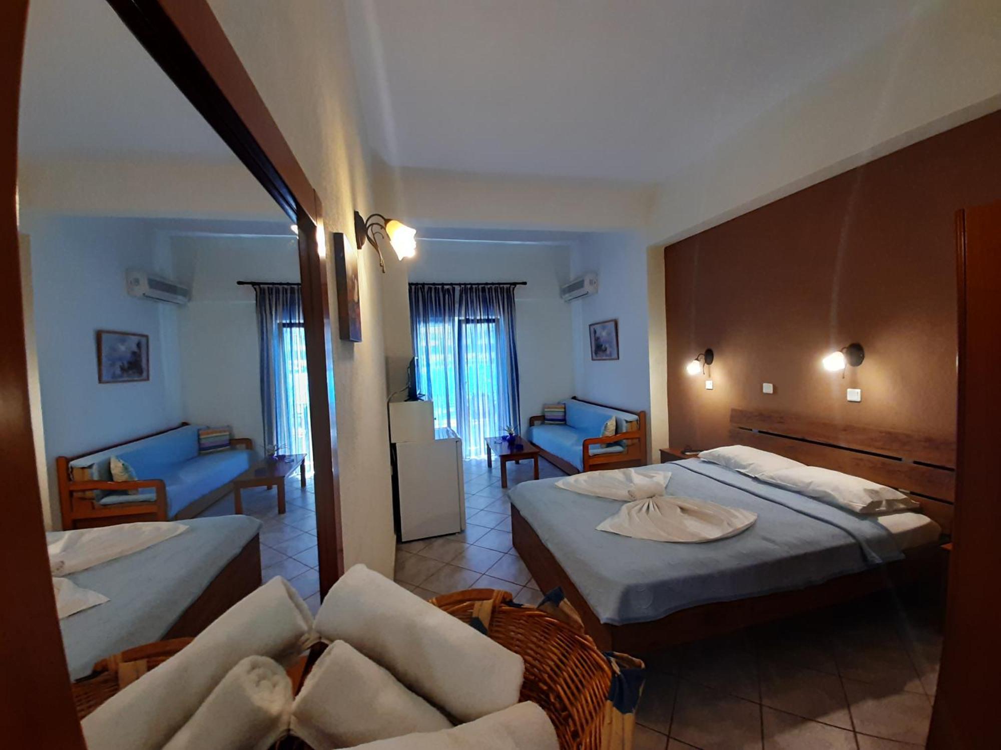 Paraga Rooms Пефкарі Номер фото